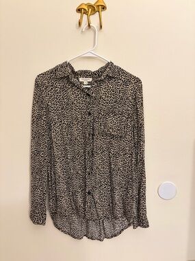 beachlunchlounge Leopard Print Button-Up Blouse - Black & Cream